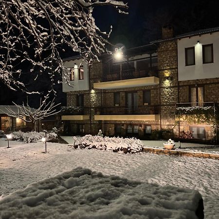 Archontiko Emmanouilidi Suites Като-Лутраки Экстерьер фото